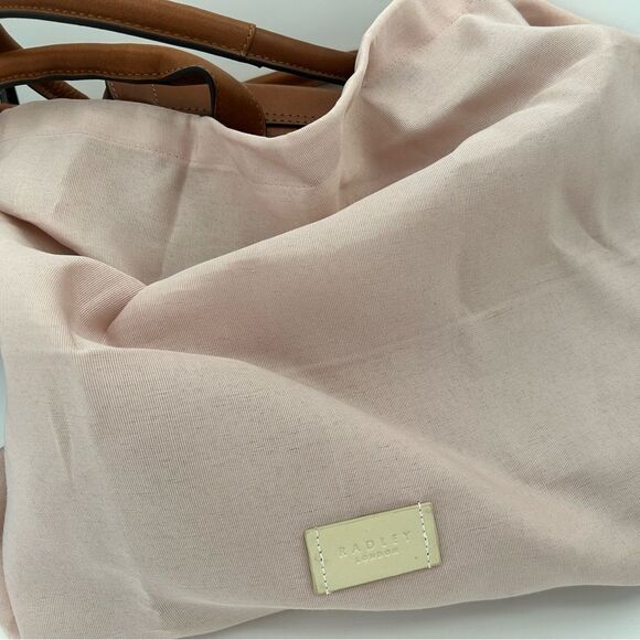 RADLEY LONDON Devonport Mews Genuine Leather Shoulder Bag in tan color - Picture 7 of 10